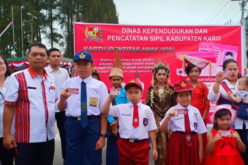 Launching Kartu Identitas Anak oleh Disduk Capil Karo